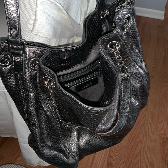 Michael Kors oversized purse - Picture 2 of 4